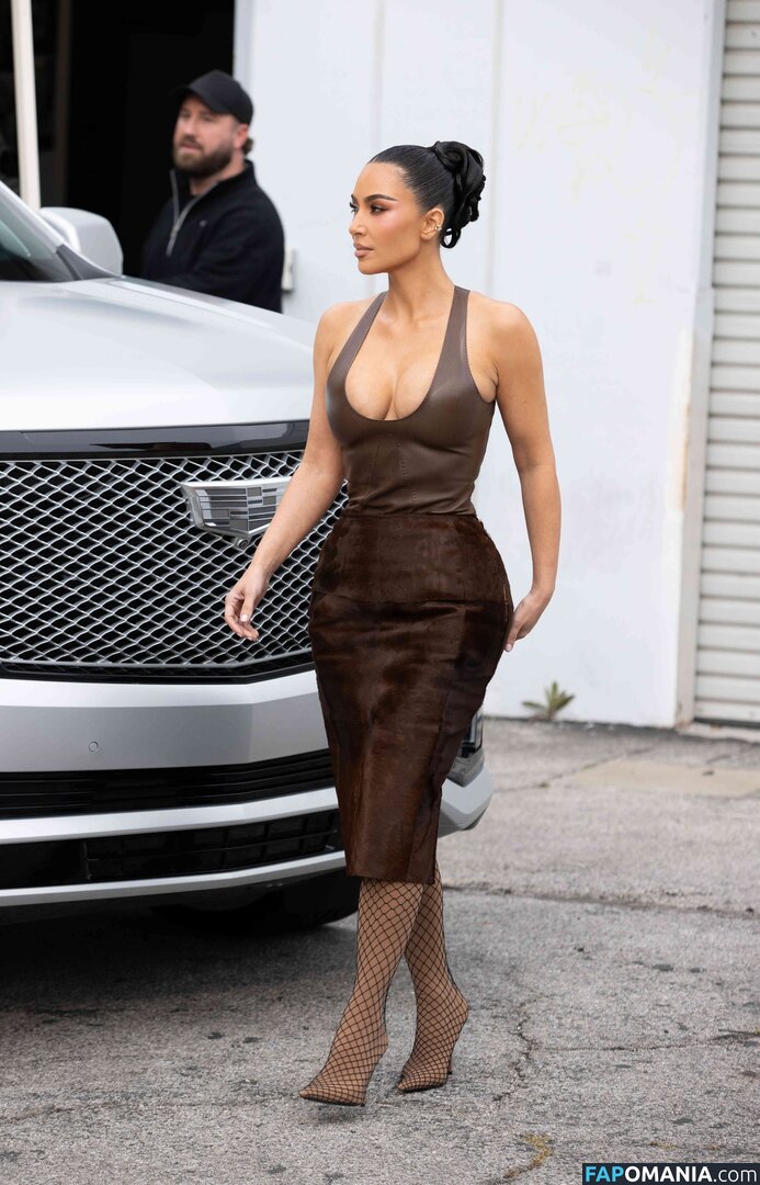 Kim Kardashian / kimkadarshian / kimkardashian Nu OnlyFans  Foto vazada #147