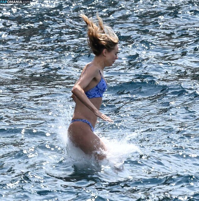 Kimberley Garner / https: / kimberleygarner / kimberleylondon / officialkimberleygarner Nu OnlyFans  Foto vazada #978