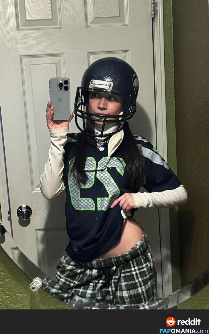 ayowhoischapis / kimbermelendrez Nu OnlyFans  Foto vazada #3