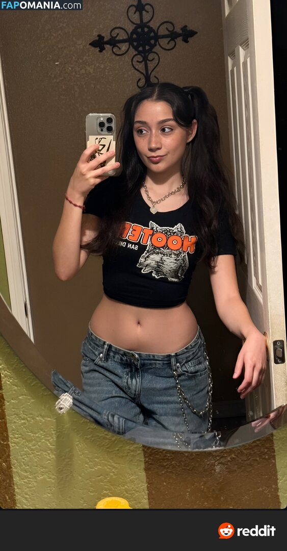 ayowhoischapis / kimbermelendrez Nu OnlyFans  Foto vazada #15