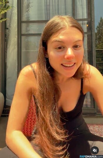 Kira Kosarin / kirakosarin Nu OnlyFans  Foto vazada #135