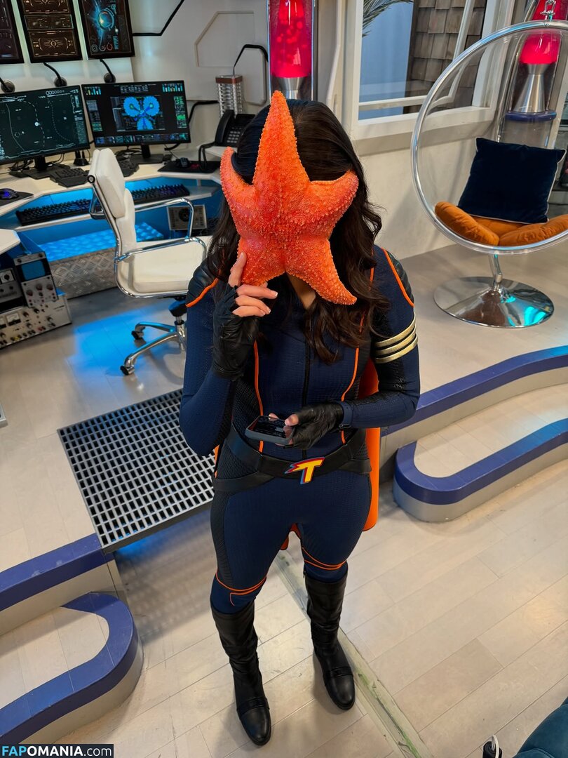 Kira Kosarin / kirakosarin Nu OnlyFans  Foto vazada #748