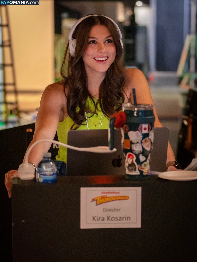 Kira Kosarin / kirakosarin Nu OnlyFans  Foto vazada #750