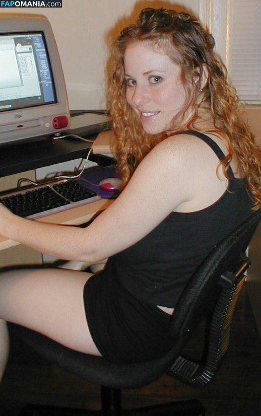 Kira The Little Redhead Nu OnlyFans  Foto vazada #249