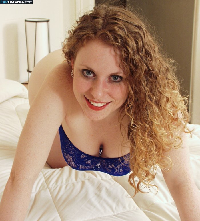 Kira The Little Redhead Nu OnlyFans  Foto vazada #307