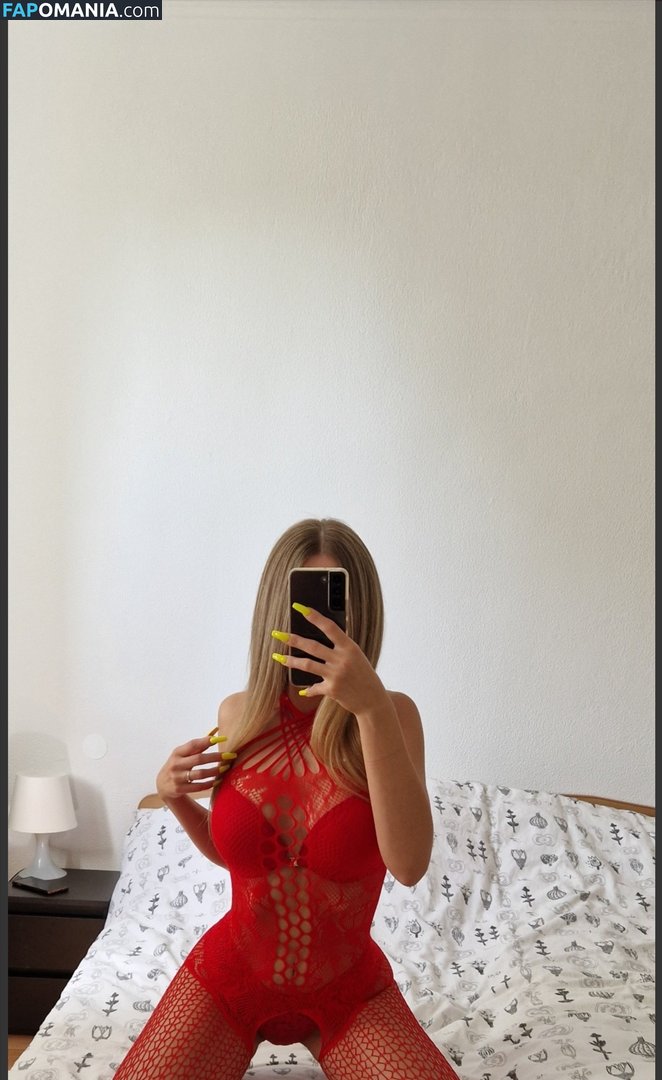 Klaudia / Klaudix96x Nu OnlyFans  Foto vazada #2