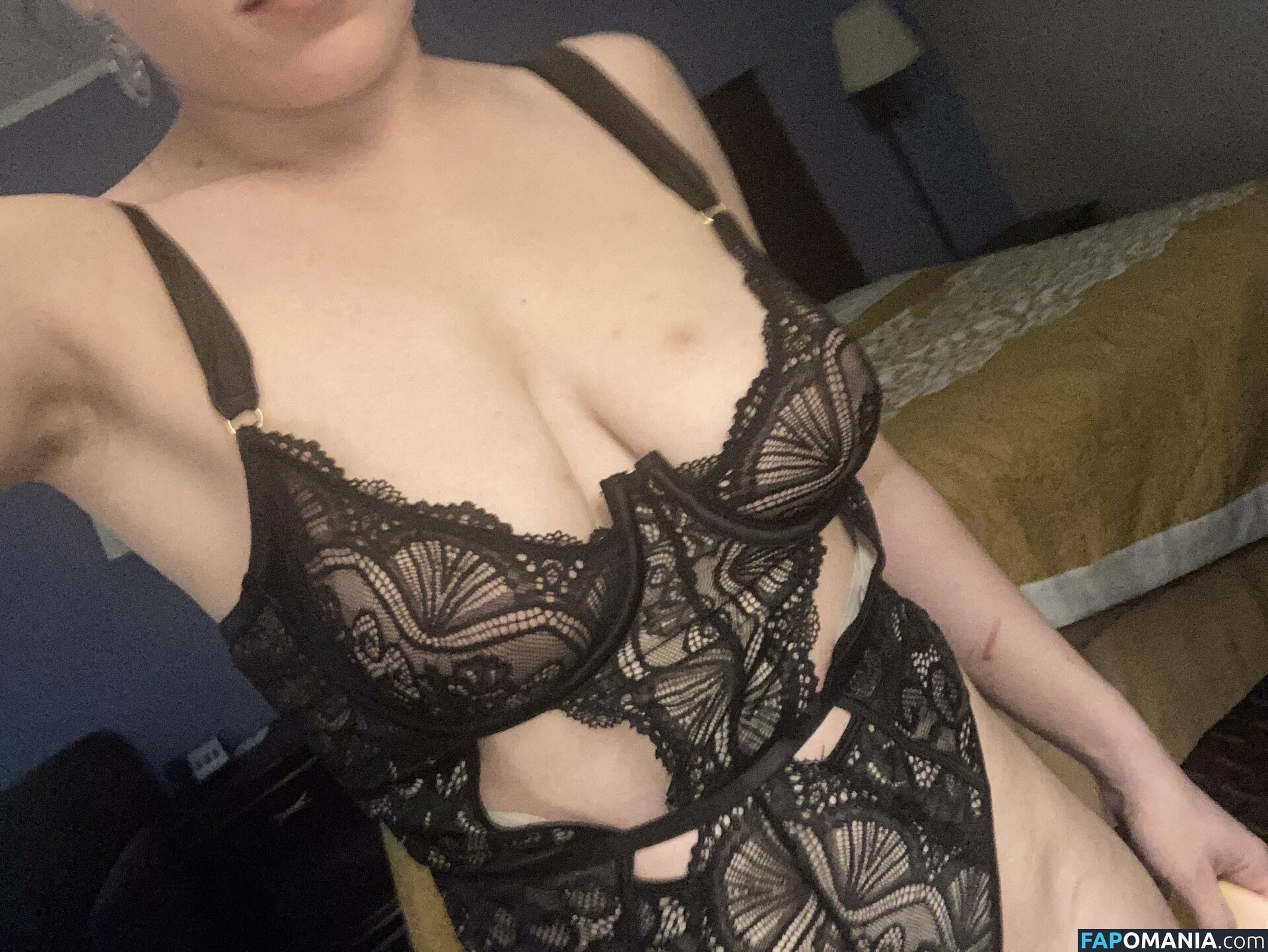 Elektra Sinn / Korin / elektra_sinn / korinknives Nu OnlyFans  Foto vazada #1