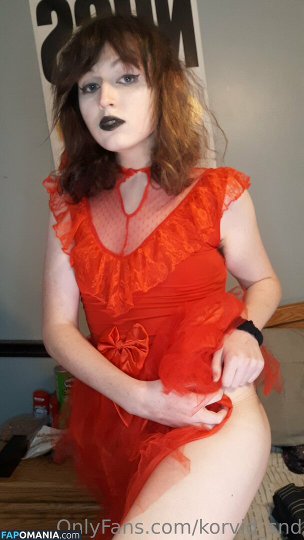 Raven / itsravenhunty_ / korvid_snd Nu OnlyFans  Foto vazada #48