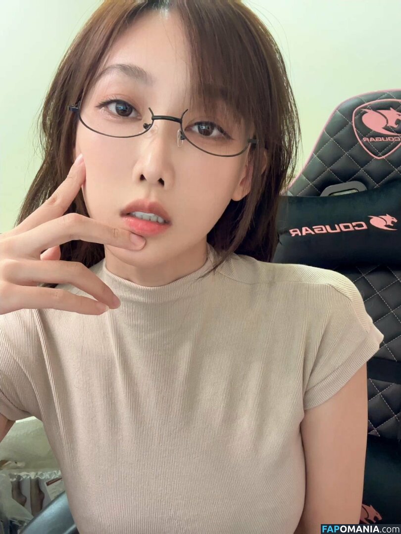 Kosos2684 / 蕎蕎_ 小妃姬 Nu OnlyFans  Foto vazada #36