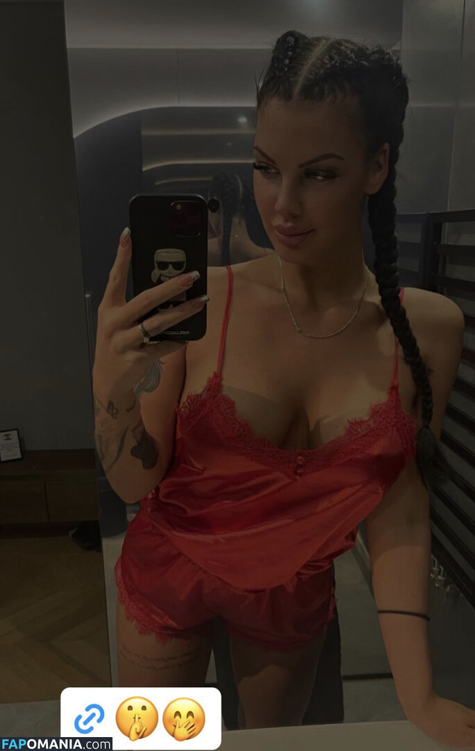 Chloe / Krattinger Kitti / Krtt_ngr / krttngr Nu OnlyFans  Foto vazada #1