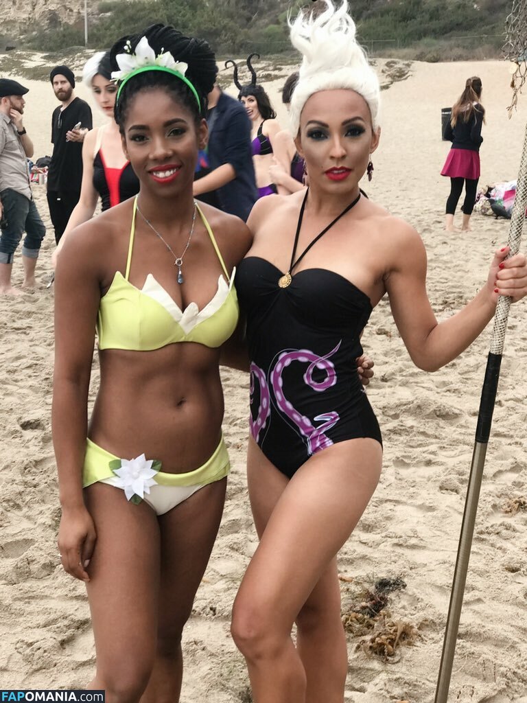 Krystina Arielle / https: / krystinaarielle Nu OnlyFans  Foto vazada #5