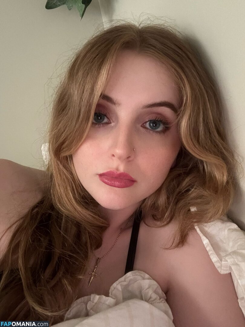 Krystal / Krysttl / Krysttlxd Nu OnlyFans  Foto vazada #14