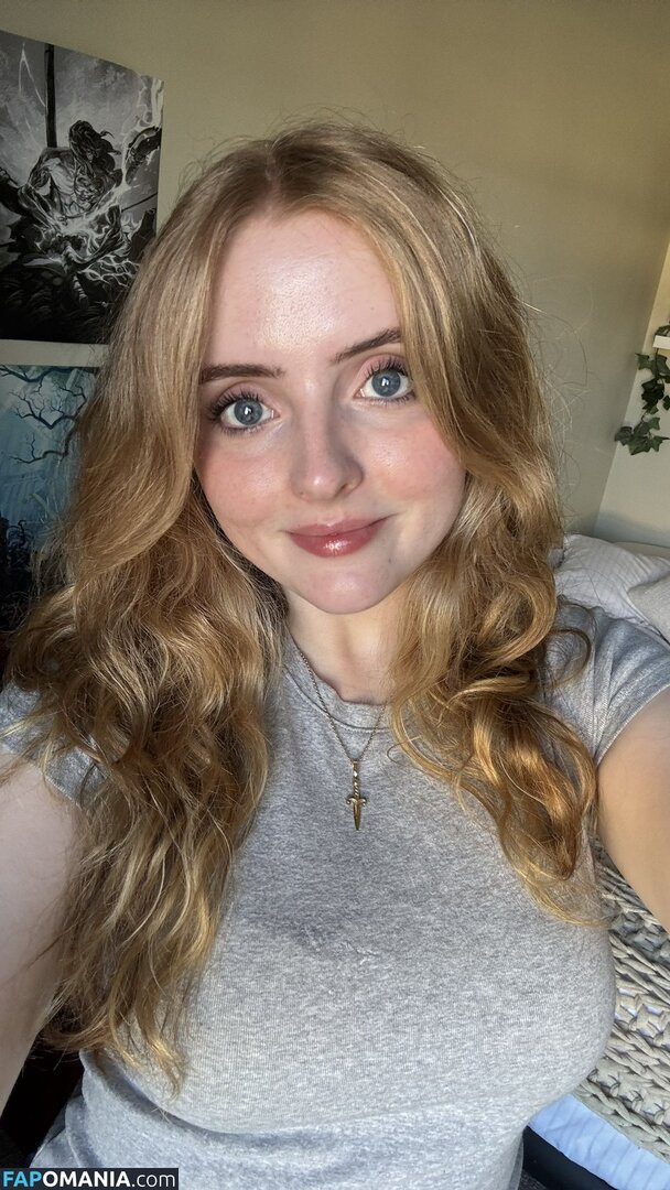 Krystal / Krysttl / Krysttlxd Nu OnlyFans  Foto vazada #16