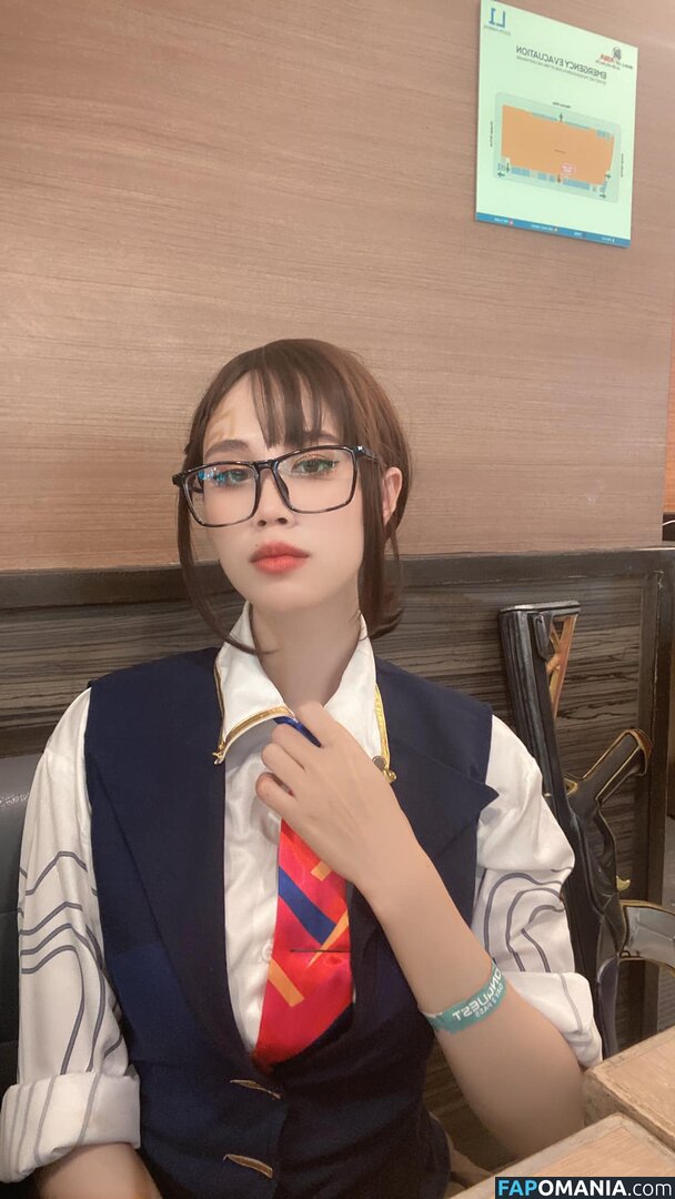 Kura Onee-san / kurasushi_usa / lewdgami Nu OnlyFans  Foto vazada #4