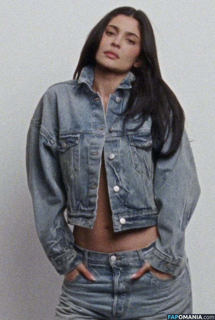 Kylie Jenner / kyliejenner / kyliejenner.2 Nu OnlyFans  Foto vazada #59