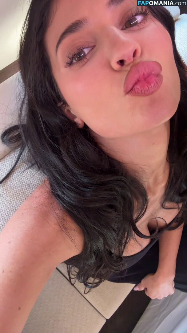 Kylie Jenner / https: / kyliejenner / kyliejenner.2 Nu OnlyFans  Foto vazada #97