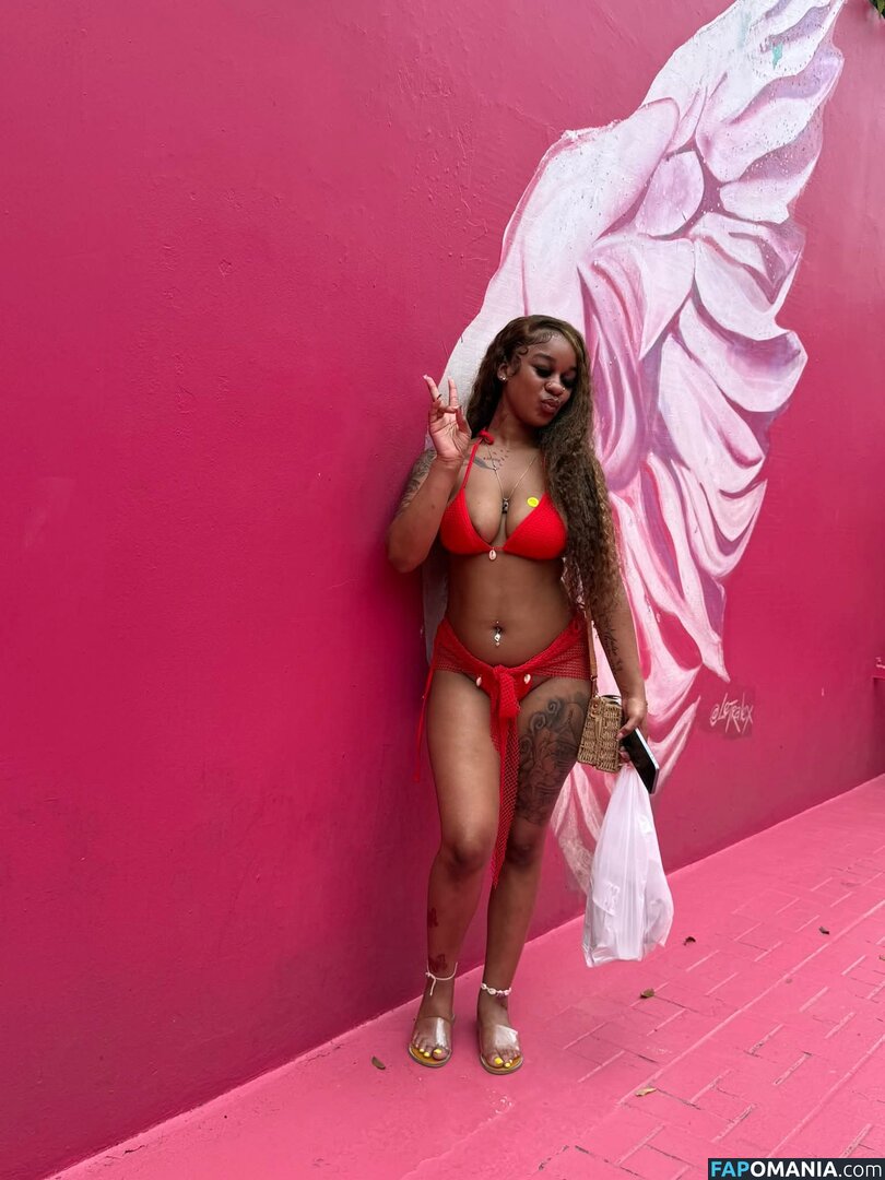 Kyra Kenya / kyaraa0 Nu OnlyFans  Foto vazada #11