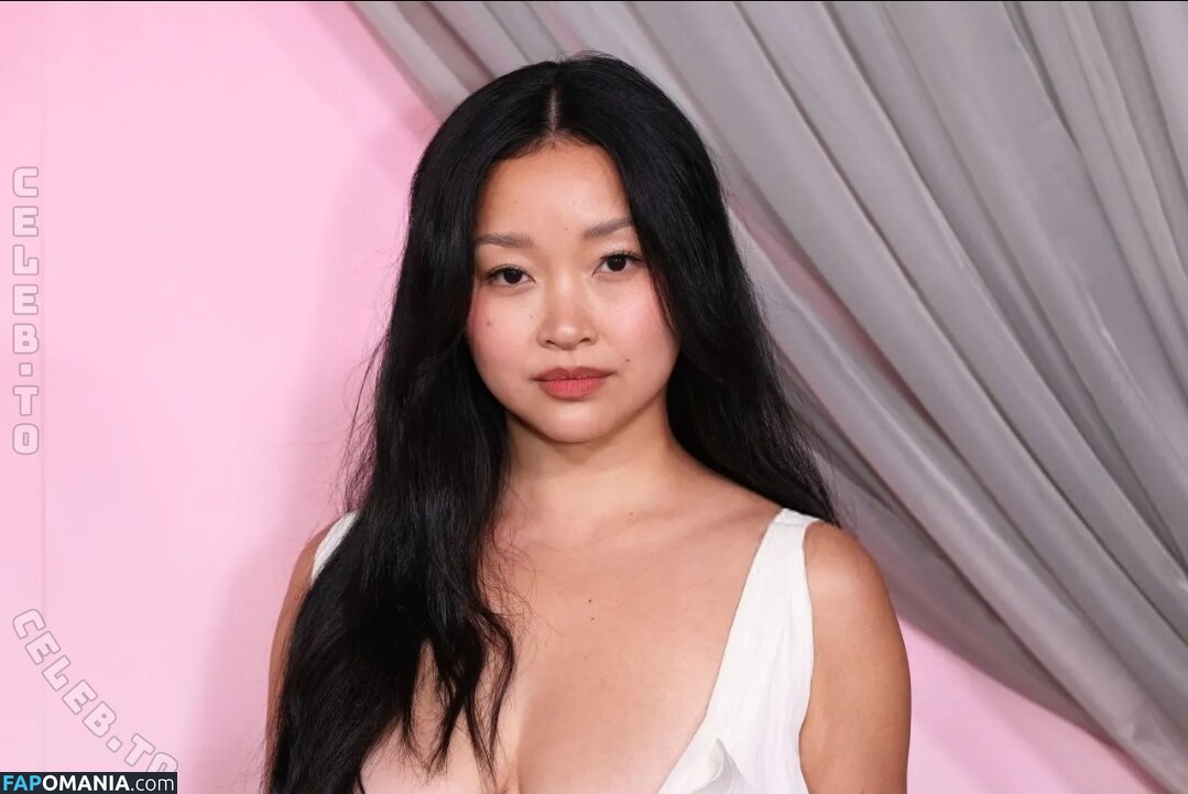 Lana Condor / https: / lanacondor Nu OnlyFans  Foto vazada #1