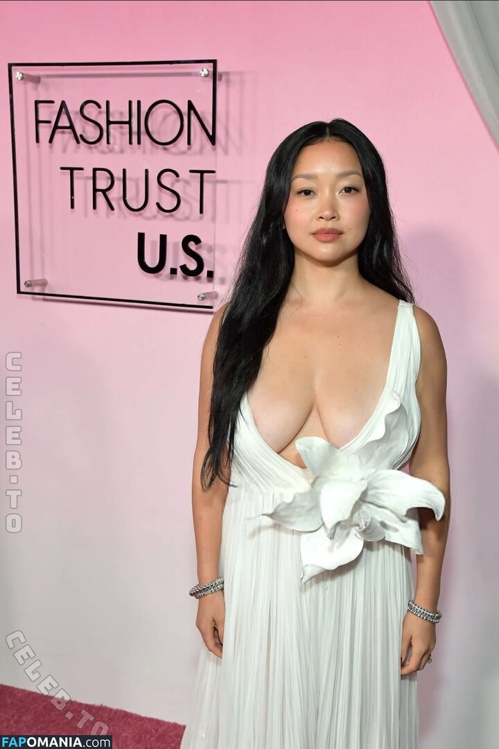 Lana Condor / https: / lanacondor Nu OnlyFans  Foto vazada #2