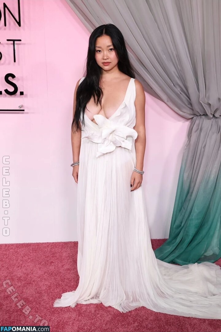 Lana Condor / https: / lanacondor Nu OnlyFans  Foto vazada #5