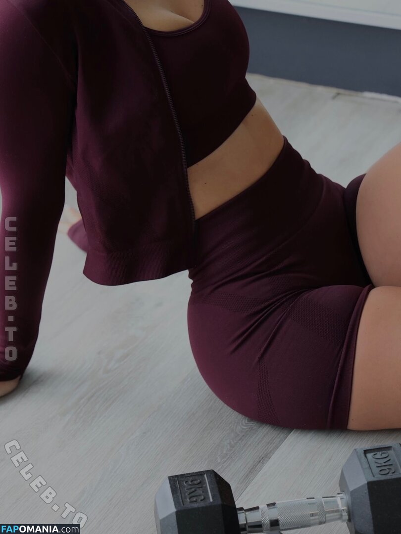 lara.gbdt Nu OnlyFans  Foto vazada #2