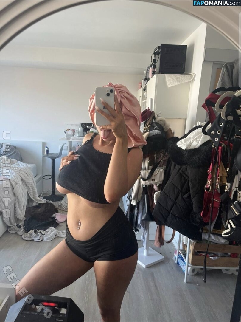 Larissa.lhaa / Larissalhaa / larissa.lahe Nu OnlyFans  Foto vazada #5