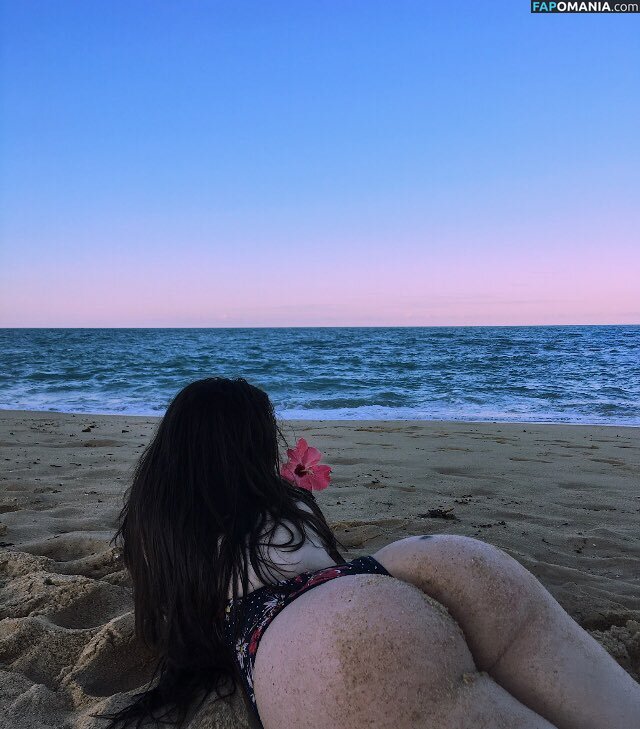 Larissa Peyerle / https: / larissapeyerle Nu OnlyFans  Foto vazada #3