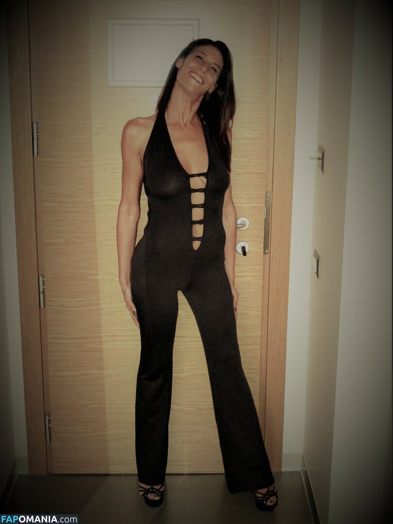 lasilvia.76 / lasilvia_76 Nu OnlyFans  Foto vazada #59