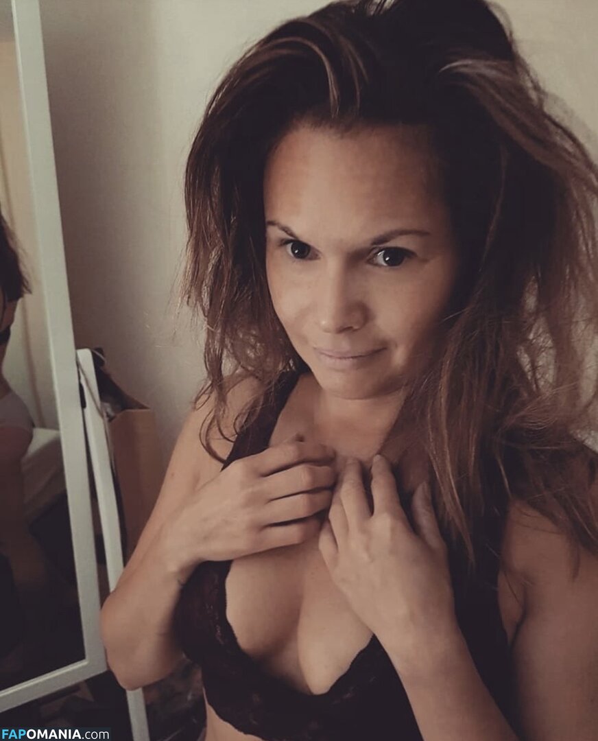 Laura Woodford / https: / laurakwoodford / lwoodf Nu OnlyFans  Foto vazada #1