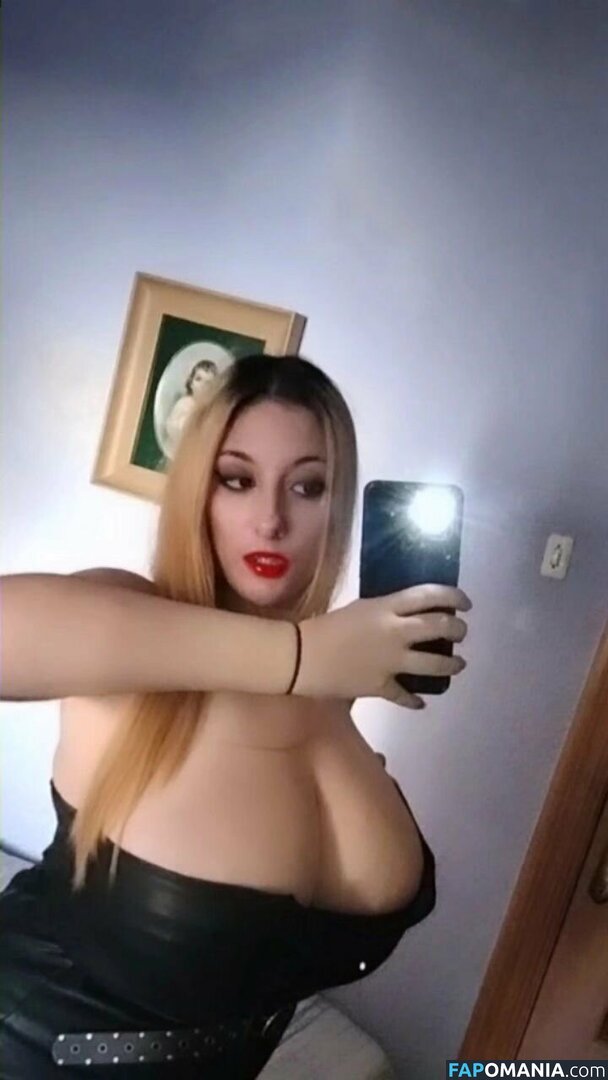 Laura / https: / laurabeverlin / llaurenha / lolilau Nu OnlyFans  Foto vazada #13