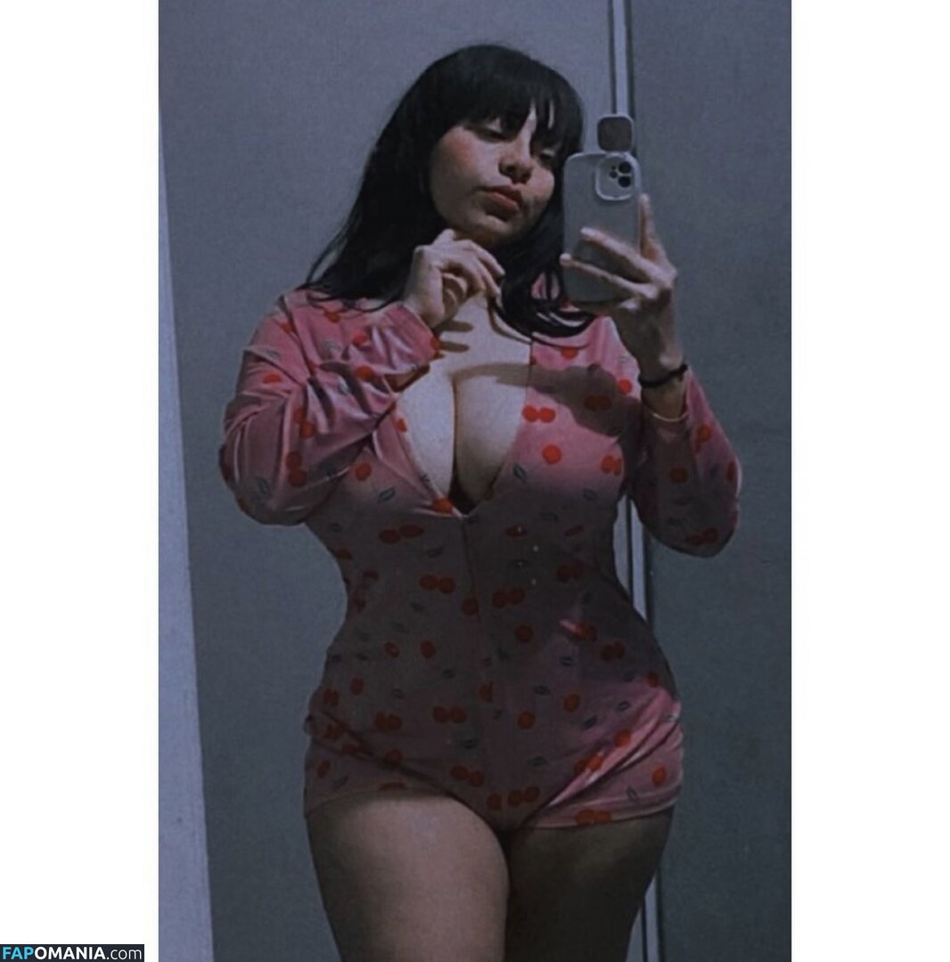 Lauralrg08 / lauraroman_01 Nu OnlyFans  Foto vazada #1