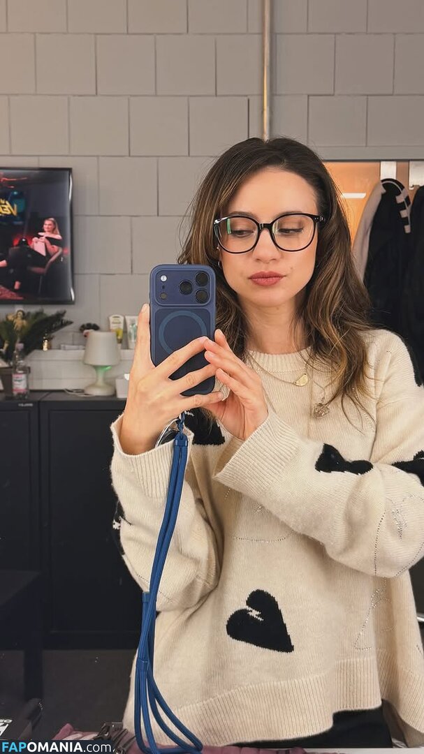 Laure Valée / laure_bv Nu OnlyFans  Foto vazada #166