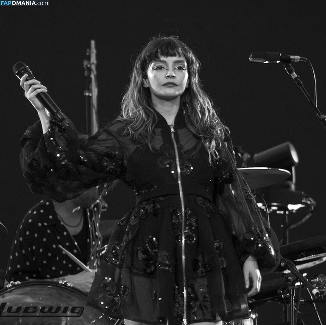 Lauren Mayberry / laurenevemayberry Nu OnlyFans  Foto vazada #302