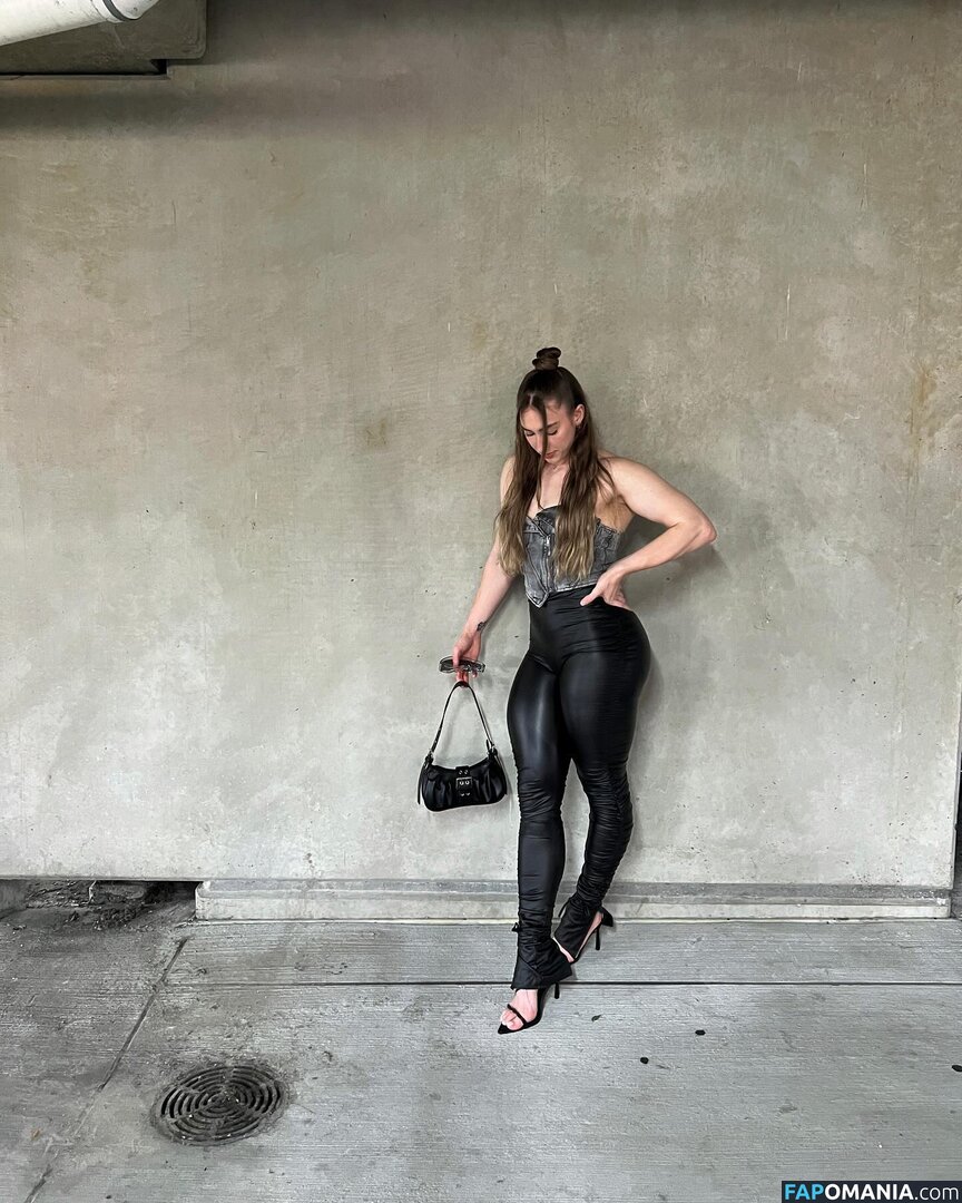 Lauren Rawls / cptlaurenfit Nu OnlyFans  Foto vazada #1