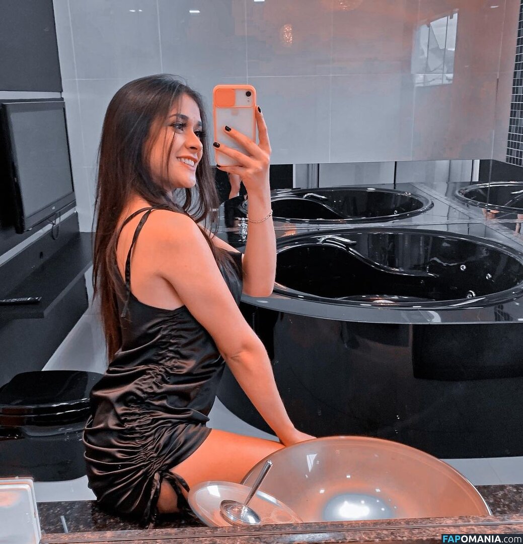 Laysa Gardini / laysagardini_ Nu OnlyFans  Foto vazada #5