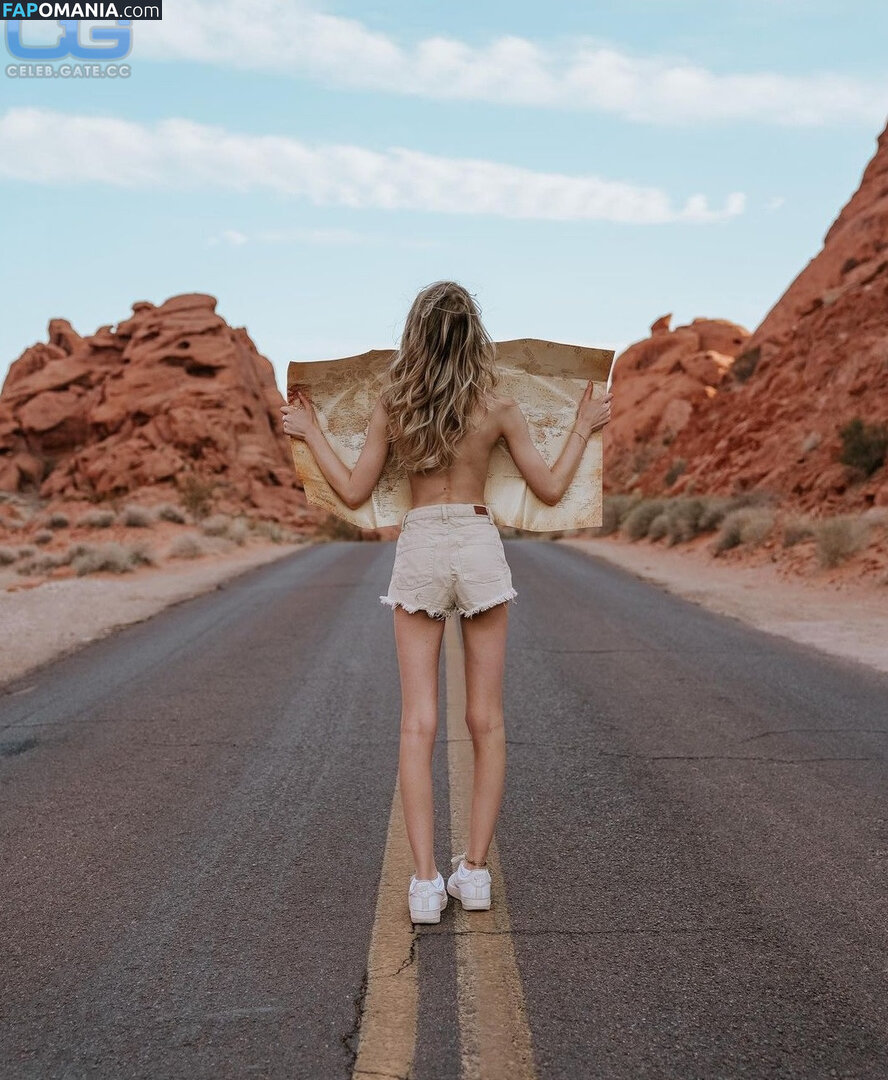 Lea Peach / Looskanal / lea / wifiloo_m Nu OnlyFans  Foto vazada #813