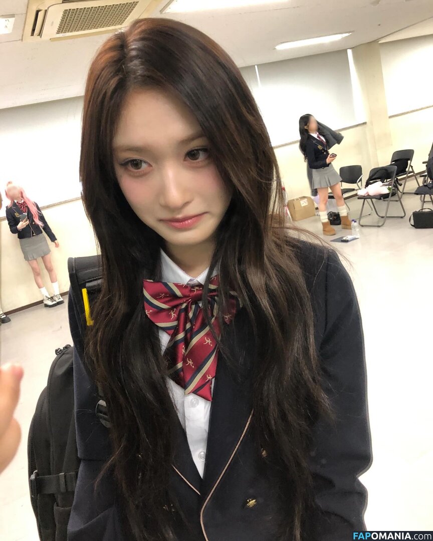Lee Hyun-Seo / eeseooes / https: / iveleeseoi Nu OnlyFans  Foto vazada #3