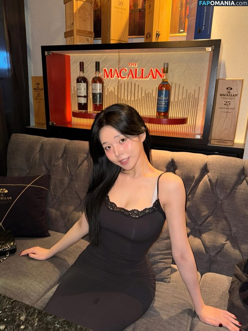 Lee Yeon-woo / yeonwooahh / yonu1201 / 이연우 | Yonu Kuro | yonu_kuro Nu OnlyFans  Foto vazada #4