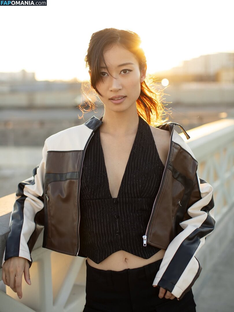 Famous Asian tiktoker / Leenda Dong / leendadong / leendaphotodumps Nu OnlyFans  Foto vazada #3