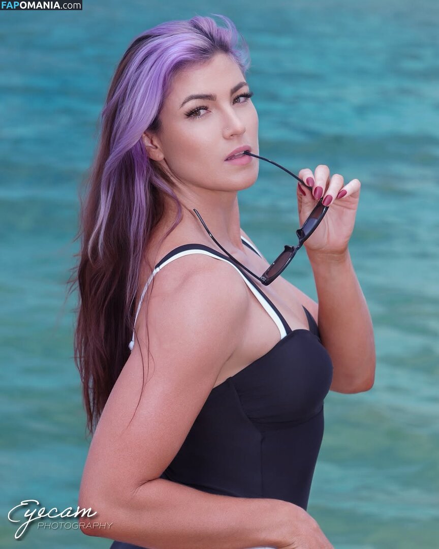 Lena Kross / lena_kross Nu OnlyFans  Foto vazada #4