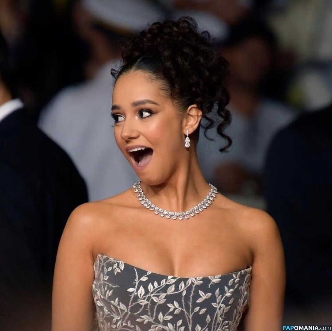 Lena Mahfouf / Lena Situations / lenaanderson / lenamahfouf / lenasituations Nu OnlyFans  Foto vazada #21