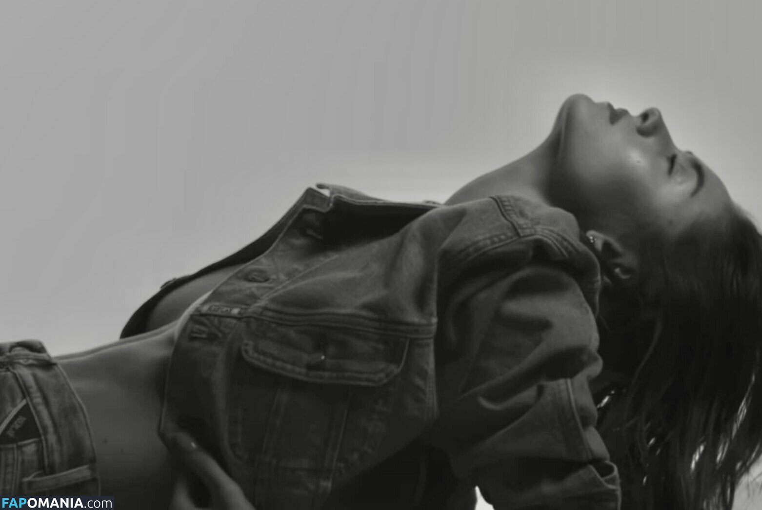 Leni Klum / leniklum Nu OnlyFans  Foto vazada #548