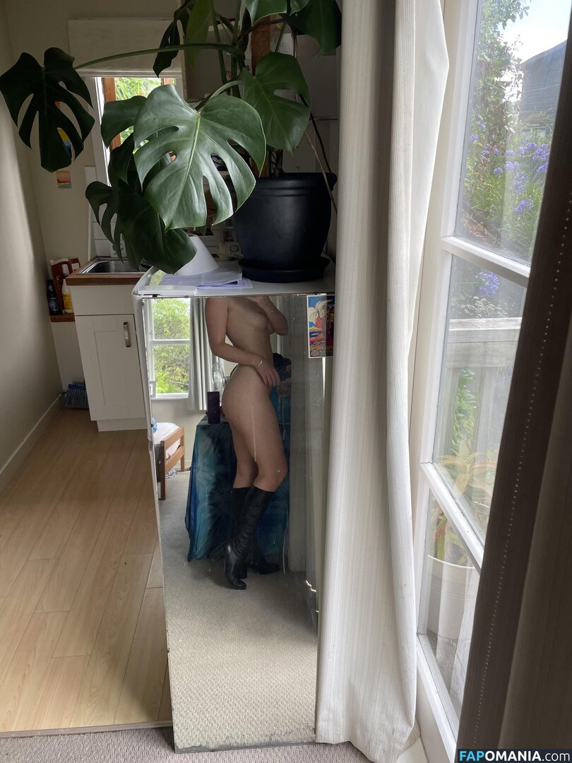 Lepetit_lapin / lepetitlapinkarori Nu OnlyFans  Foto vazada #2