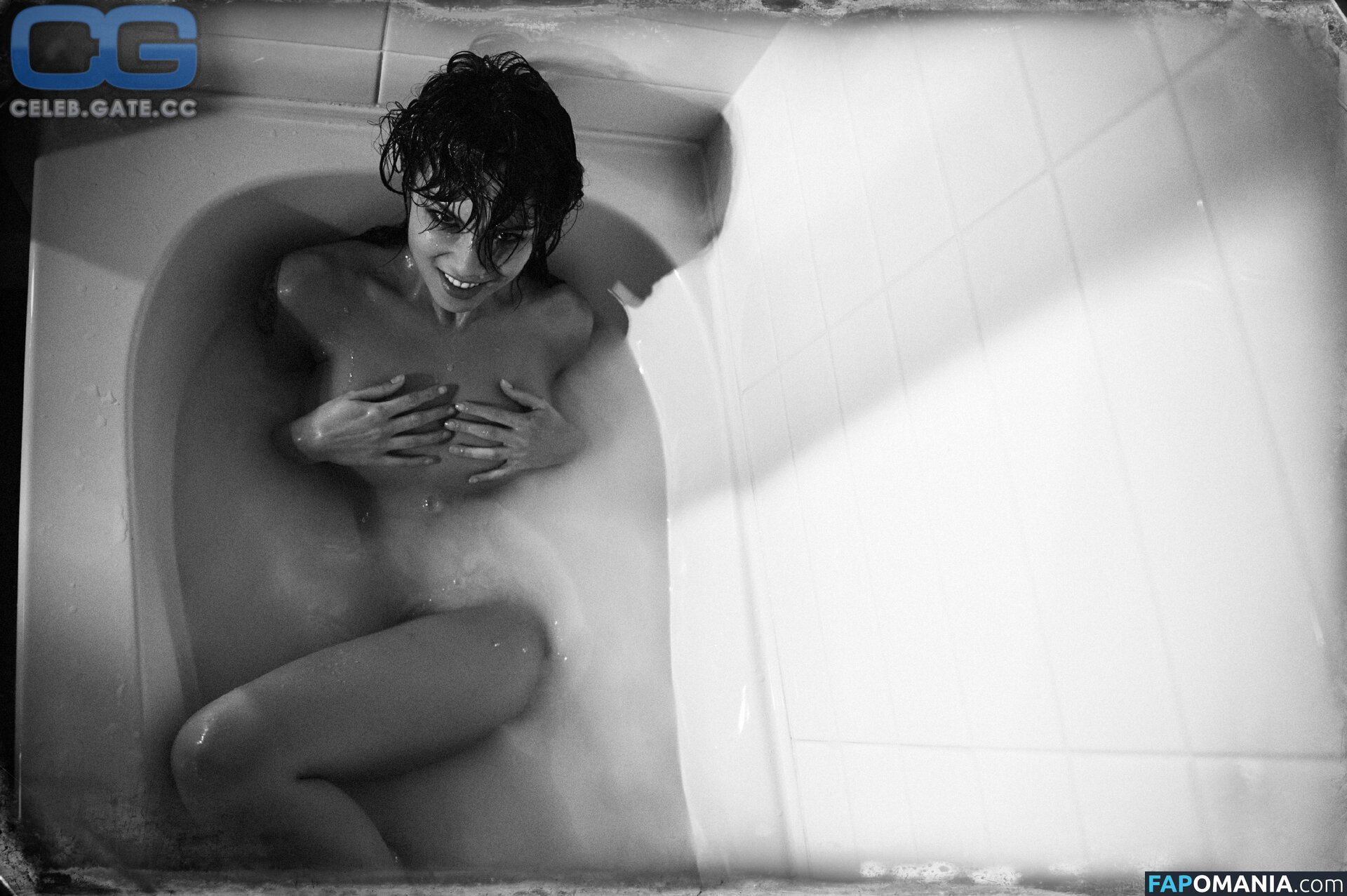 Lexa Doig Nu OnlyFans  Foto vazada #7