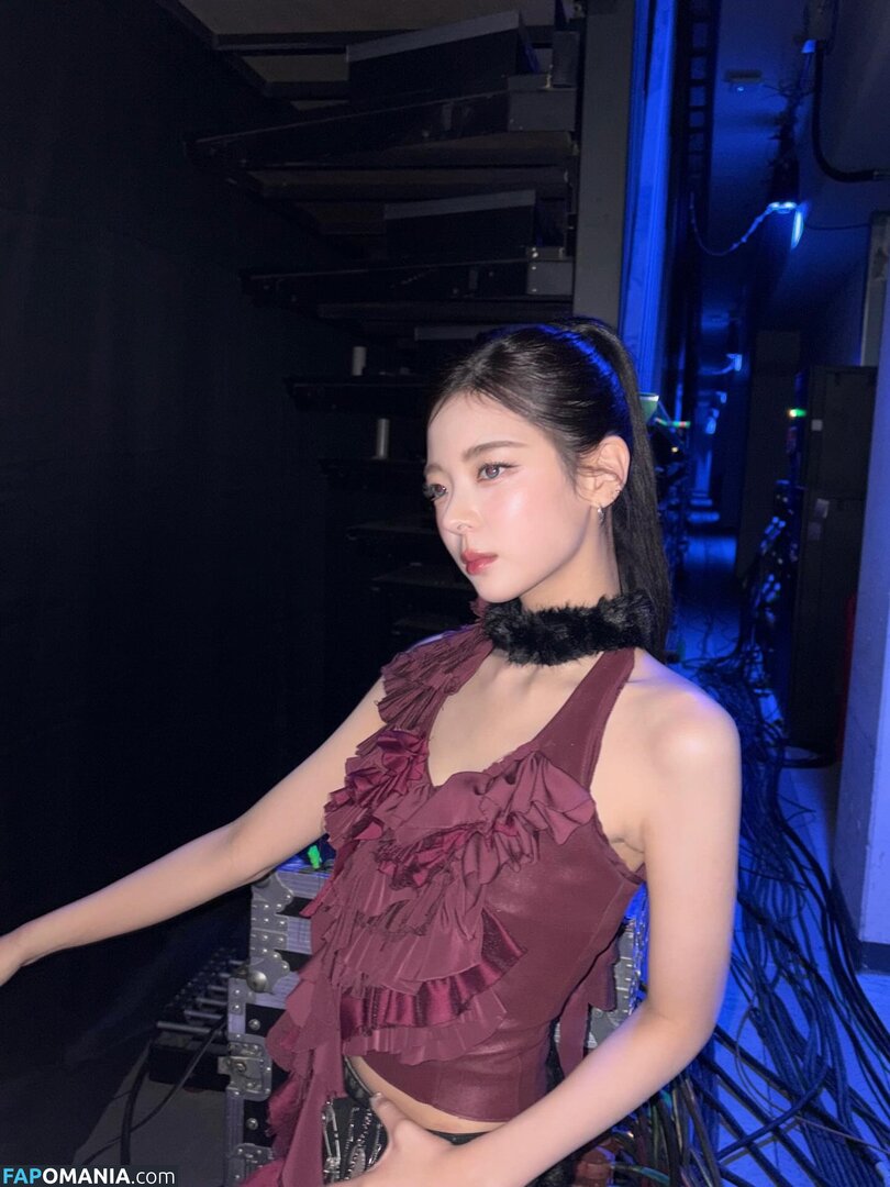 Choi Ji-su / ITZY / lia_loves___ / 최지수 Nu OnlyFans  Foto vazada #5