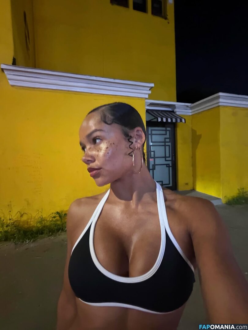 Liana Maria / lianamariaofficial Nu OnlyFans  Foto vazada #14
