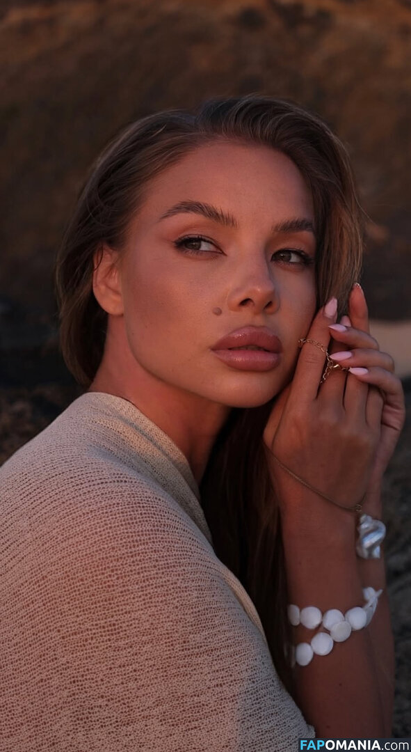 Liliya Hanusevich / han.liliya / liliya.han Nu OnlyFans  Foto vazada #20