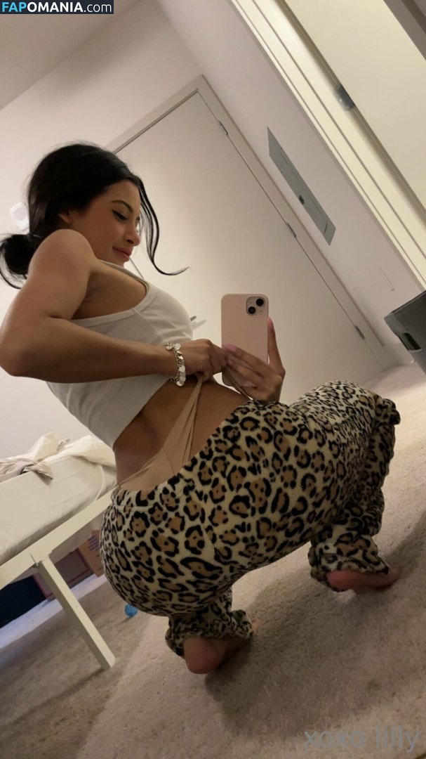 Lillian Delaney / lilliandelaney / lilliandelaneyy Nu OnlyFans  Foto vazada #8