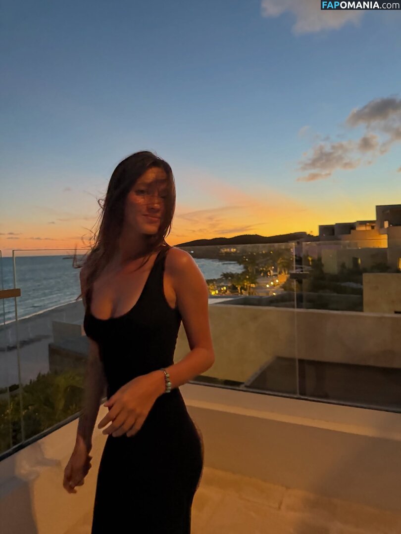 Lily Chee / lilychee Nu OnlyFans  Foto vazada #526