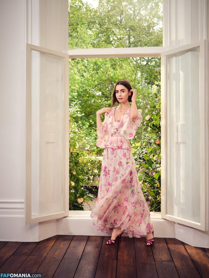 Lily Collins / lily_collins / lilyjcollins Nu OnlyFans  Foto vazada #538